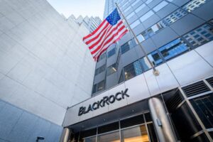 BlackRock’s Bitcoin ETF Records 10 Straight Days of Outflows as Institutional Selling Persists